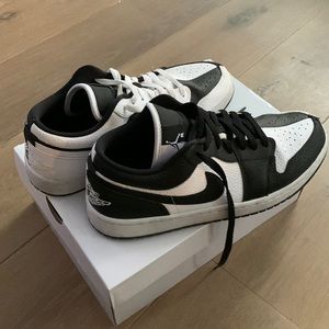 BLACK AND WHTIE SE - PLEASE MESSAGE BEFORE PURCHASE